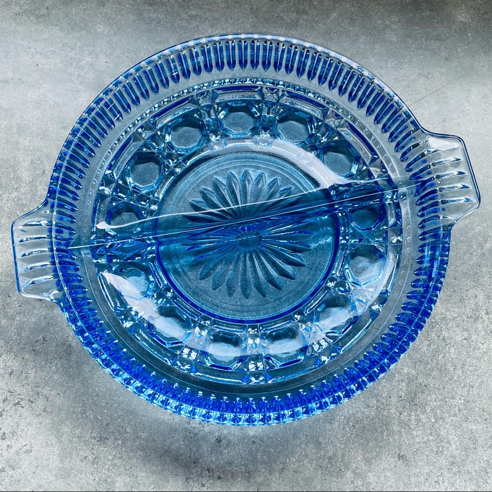 Vintage Indiana Glass Blue Windsor divided Dish